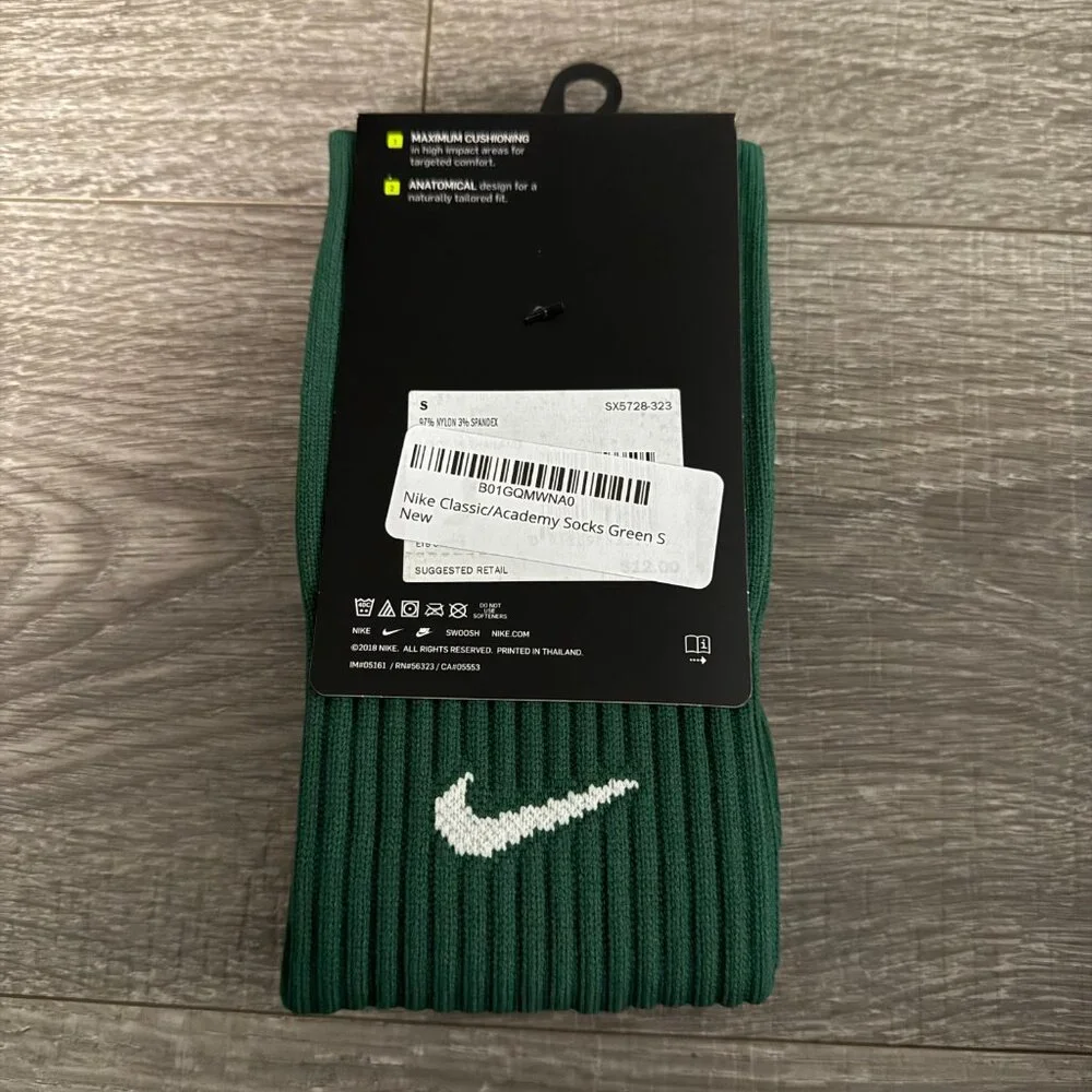 NWT Nike Classic Soccer Knee High Socks Green Pair Size Women 4-6 Youth 3y - 5y